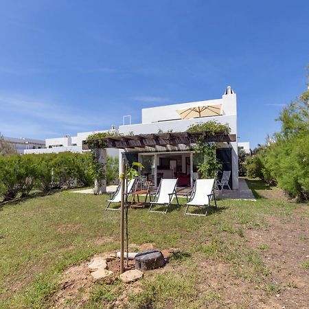 Biniancolla Iris Exterior foto