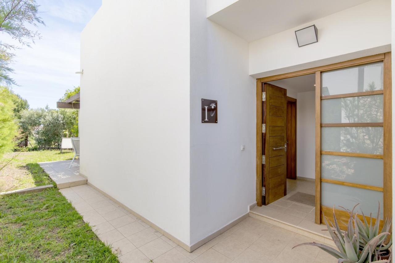 Biniancolla Iris Exterior foto